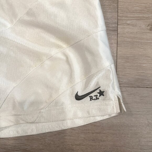 NikeLab x Riccardo Tisci Short - Picture 5 of 8